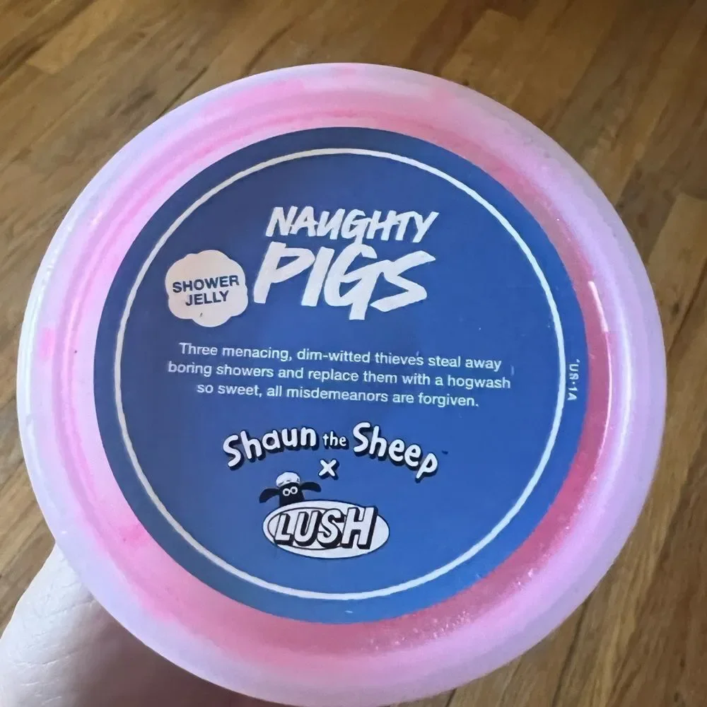 1 LEFT! Lush X Shaun the Sheep Naughty Pigs Limited Edition Shower Jelly